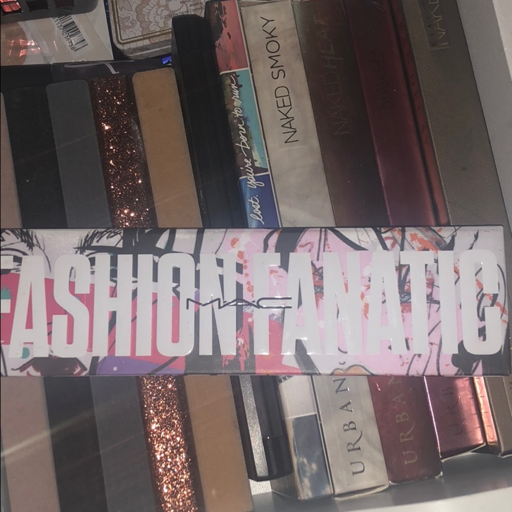 Mac Fashion Fanatic Palette